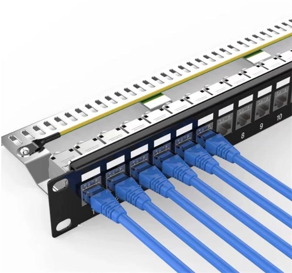 Cable trays and air ducts are shared